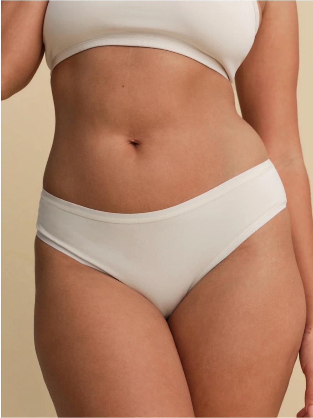 NEW!! MATE The Label 🌼 Tencel Comfort Mid Rise Bikini NWT XL True White